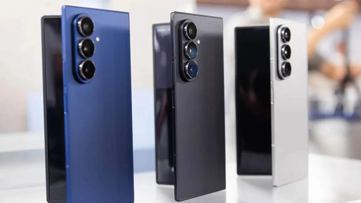 Samsung Galaxy Wide Fold : टैबलेट जैसा फोन जल्द आ सकता है, जानें पूरी डिटेल