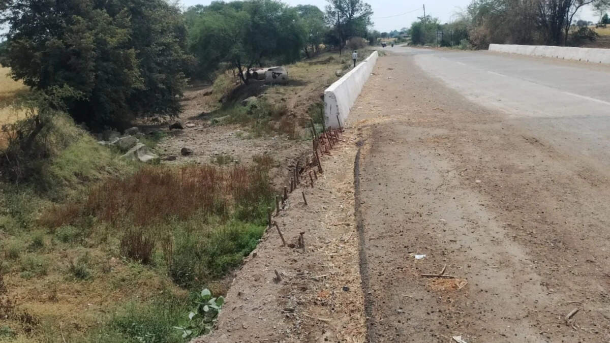 Narsinghpur PWD Corruption : घटिया निर्माण कराकर करोड़ों के आसामी बने पीडबल्यूडी विभाग के प्रभारी कार्यपालन यंत्री और कोरी