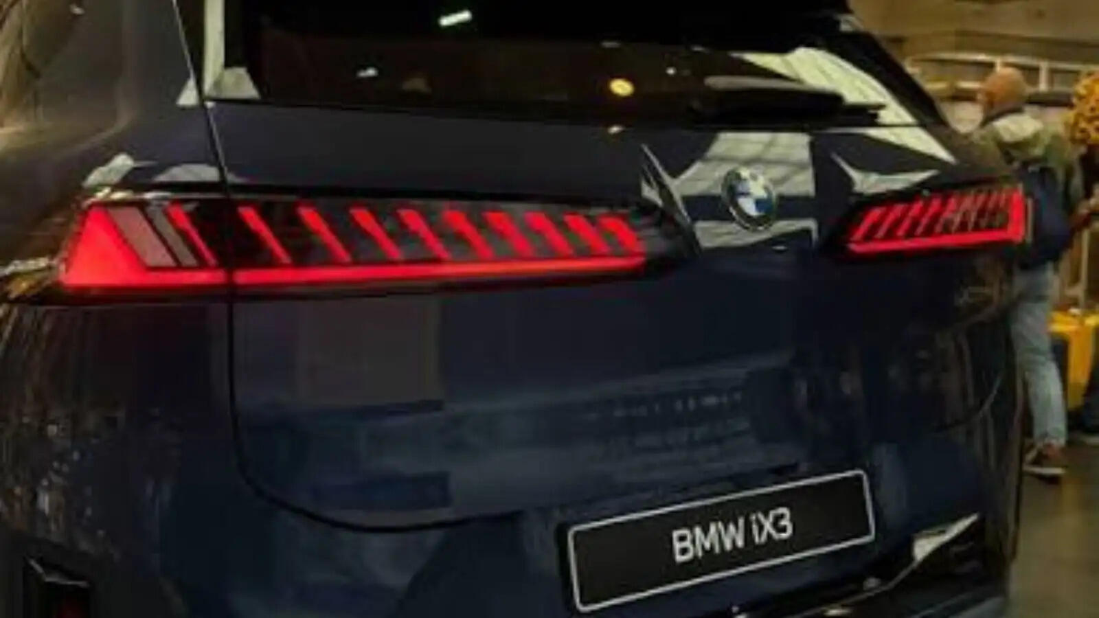 BMW iX3