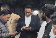 Betul Lawyers threatened in court, police station informed.