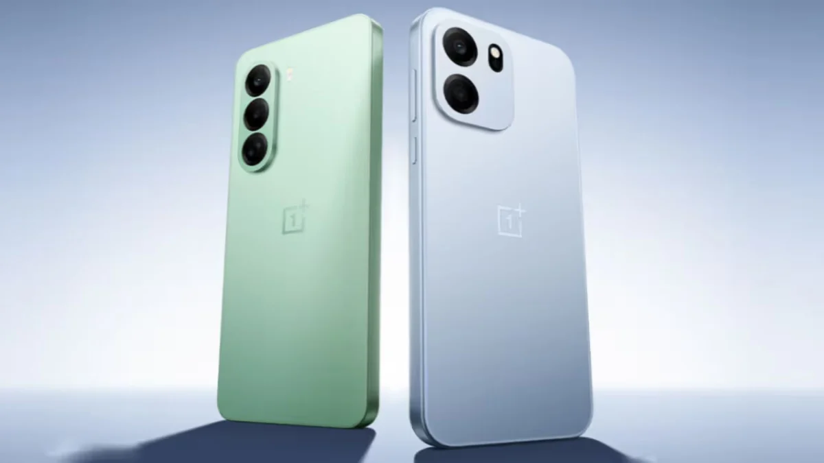 Best battery phone under 30000
