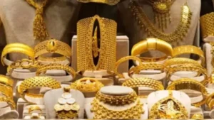 सोना-चांदी खरीदने वालों को तगड़ा झटका, सरकार ने अचानक बढ़ाई इंपोर्ट ड्यूटी; आज से लागू हुए नए नियम