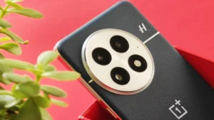स्मार्टफोन की दुनिया में OnePlus PYR110 नया मोड़,लीक हुई वनप्लस के इस अनोखे फोन की पूरी डिटेल